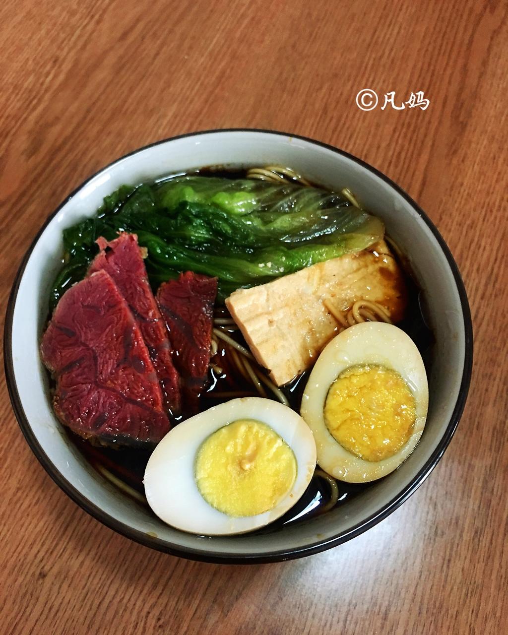 最美不过那碗阳春面