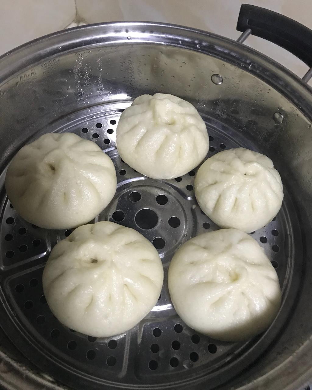 鲜肉包子