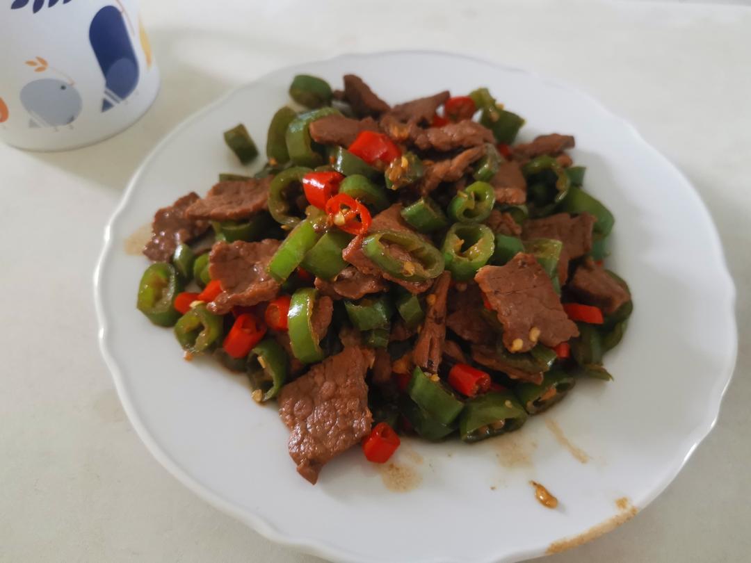 小炒黄牛肉
