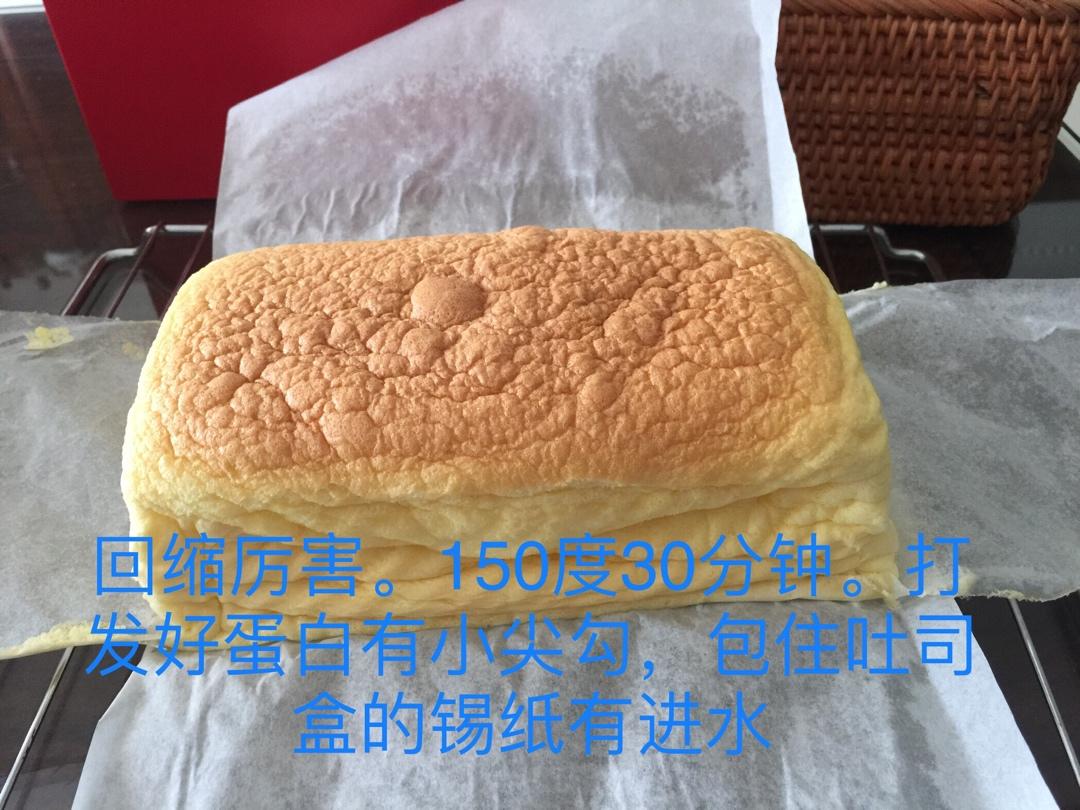 堪比柯基屁股
爆浆芝士🧀古早蛋糕