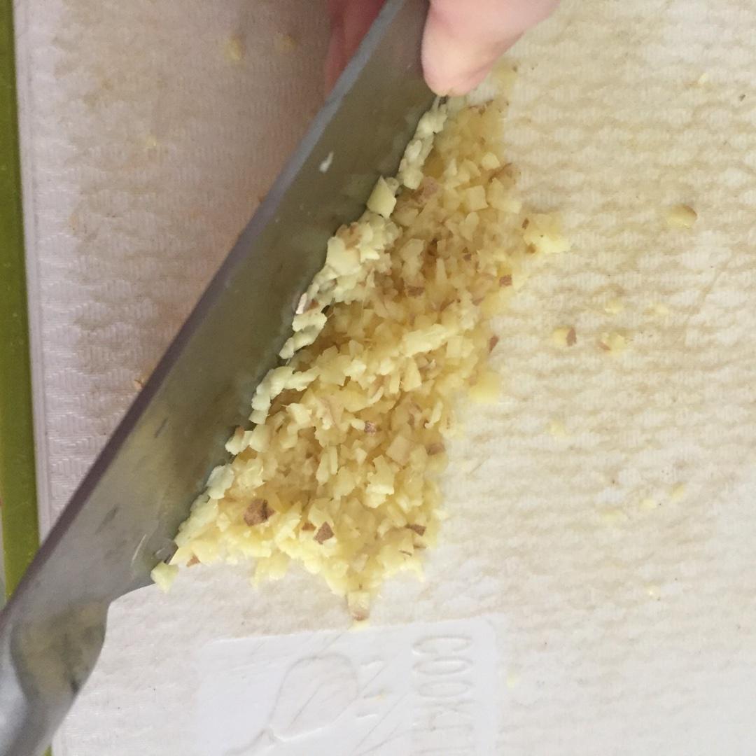 快手菜の素蟹粉的做法 步骤3