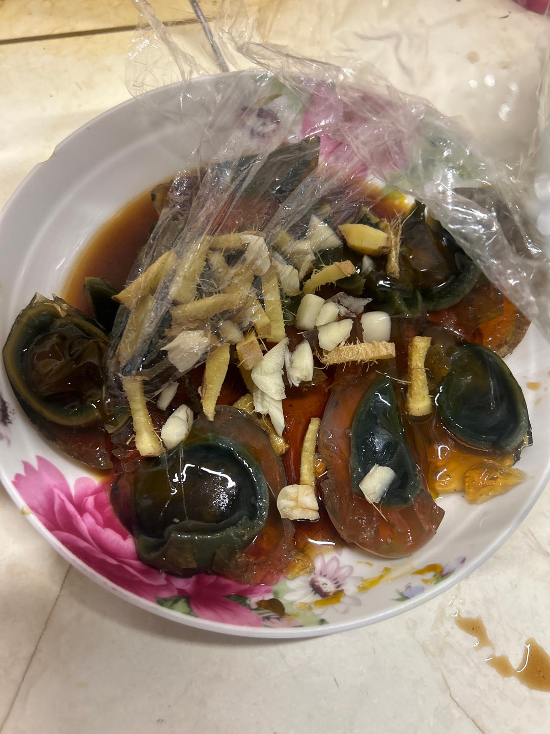 凉拌皮蛋