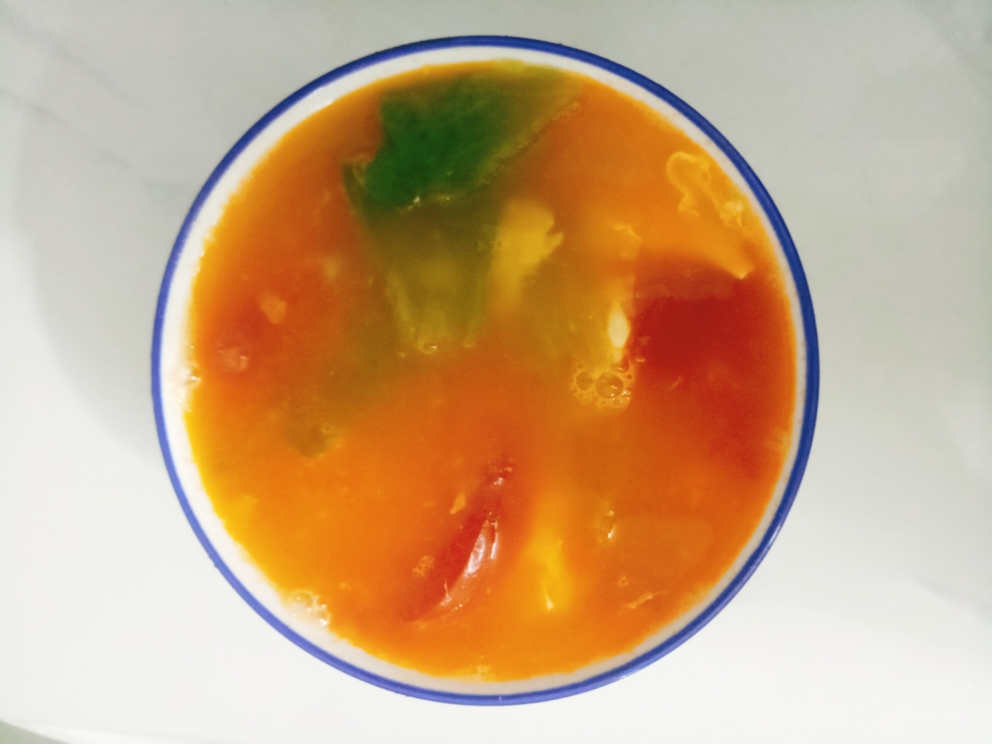 敲简单的番茄蛋汤的做法