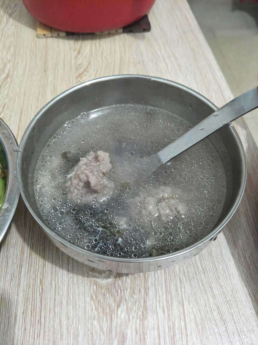 紫菜牛筋丸汤