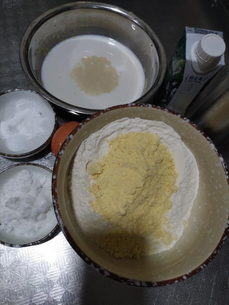 纯奶手撕吐司的做法 步骤1