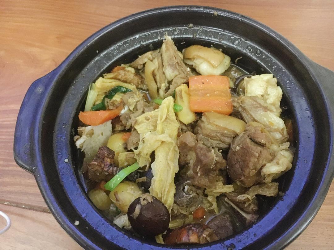 自创羊肉煲