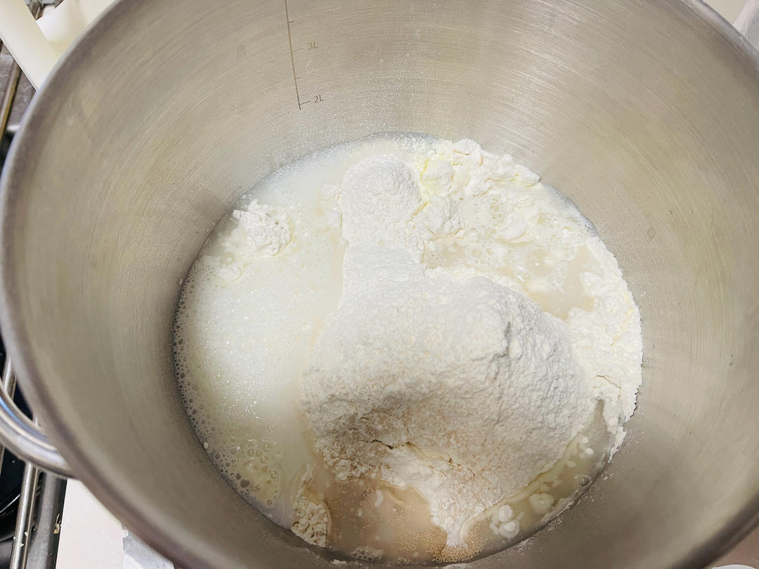 纯奶手撕吐司的做法 步骤1