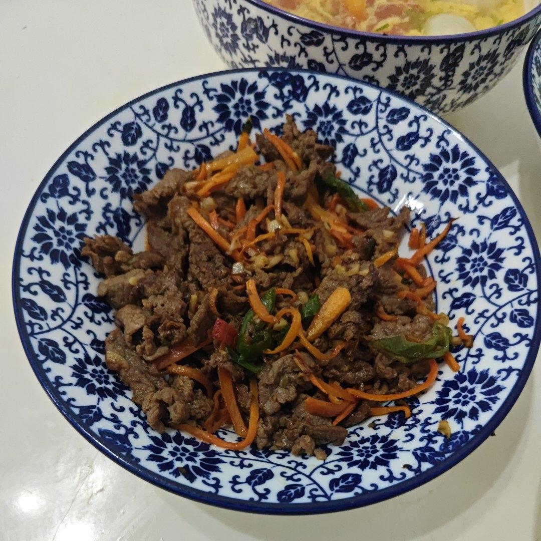 青椒炒牛肉