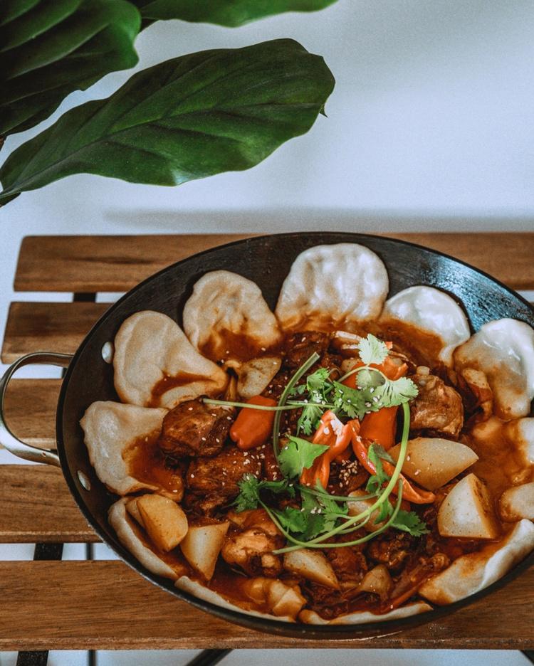 地锅鸡+自制红油【曼食慢语】