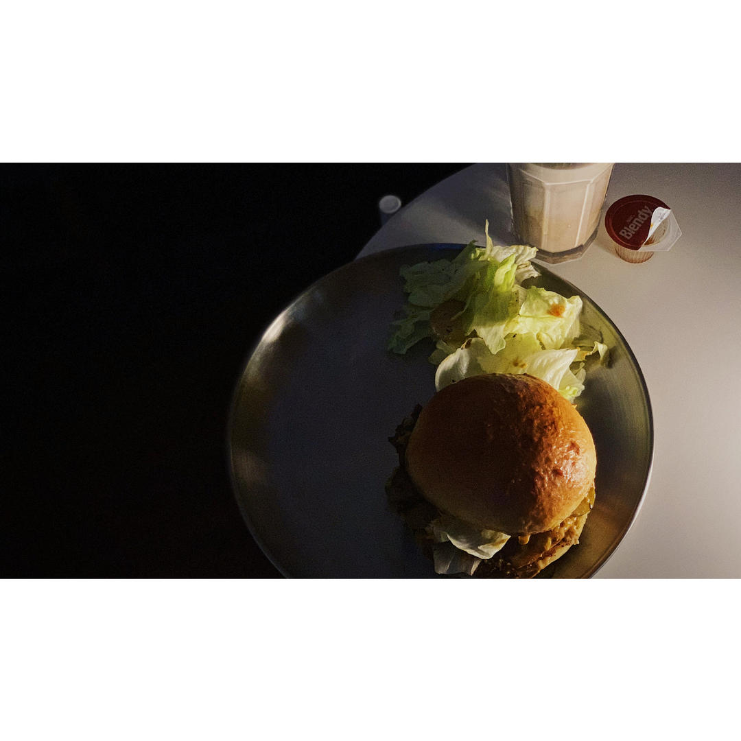 忙里偷闲吃饭饭