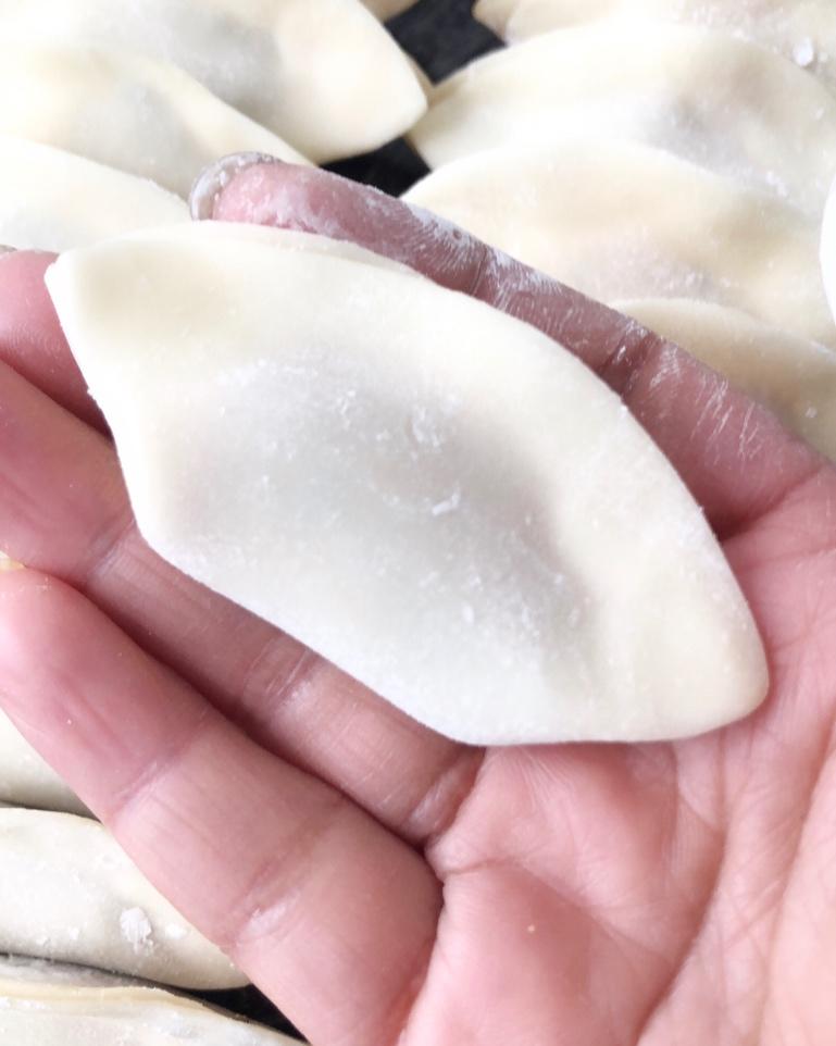 韭菜猪肉饺子(最简单最好吃又最多汁的饺子)