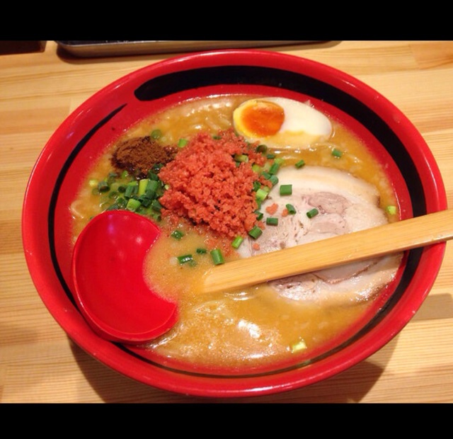 chariswow做的日式骨汤拉面