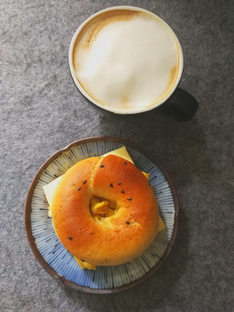 9升烤箱的食物探索