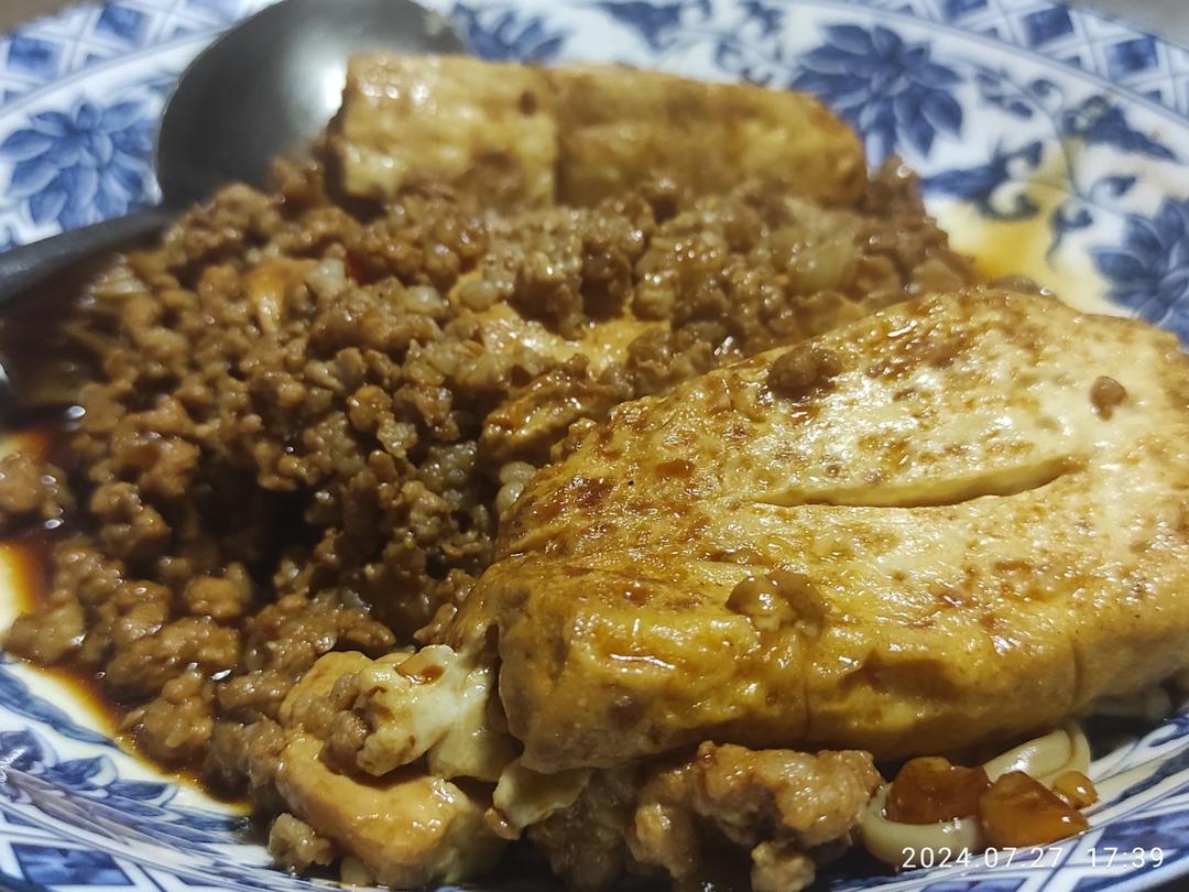 肉末金针菇烧豆腐