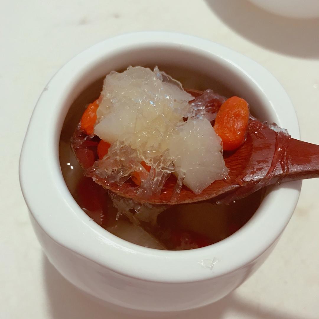 雪梨炖燕窝