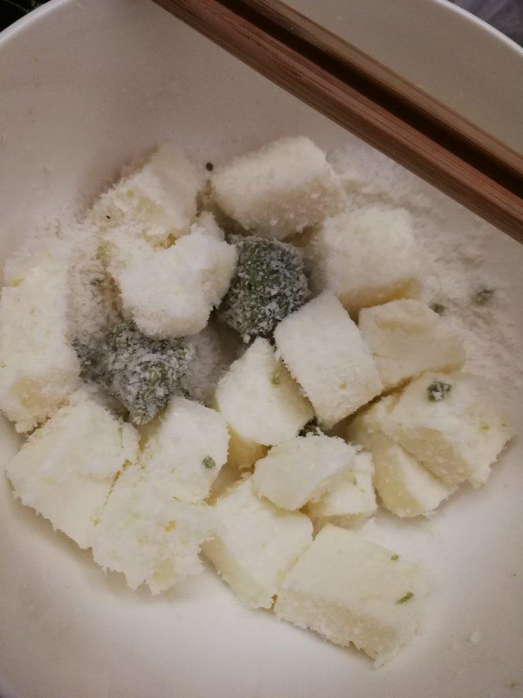 完胜85度C牛奶椰丝小方