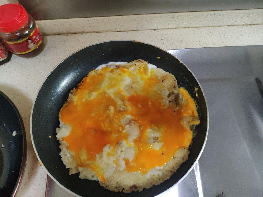 做的小麦粉鸡蛋饼