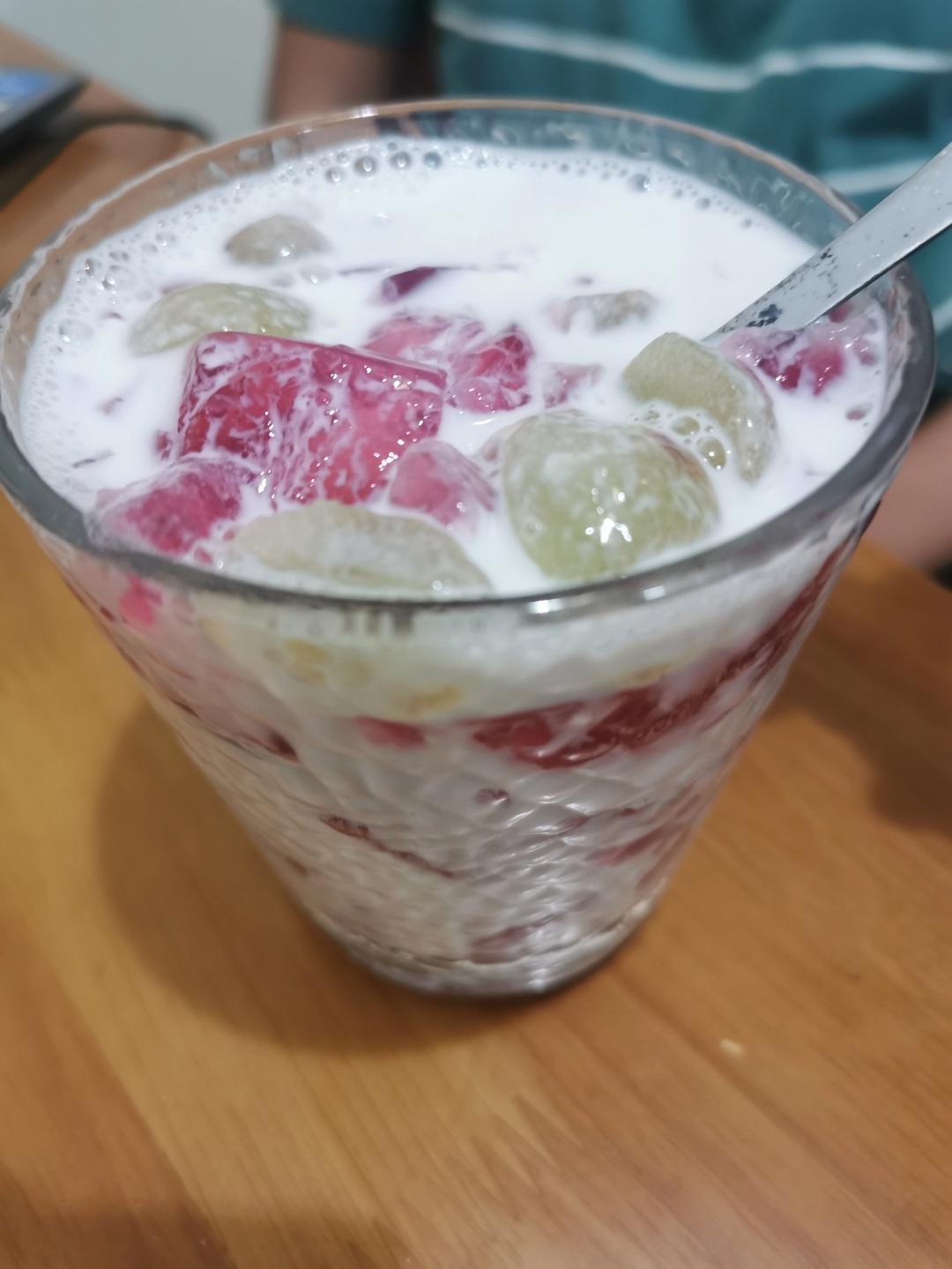 多肉葡萄冻撞奶🍇-「简单做法」0失败