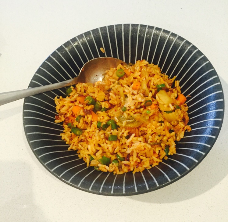 辣金枪鱼泡菜炒饭