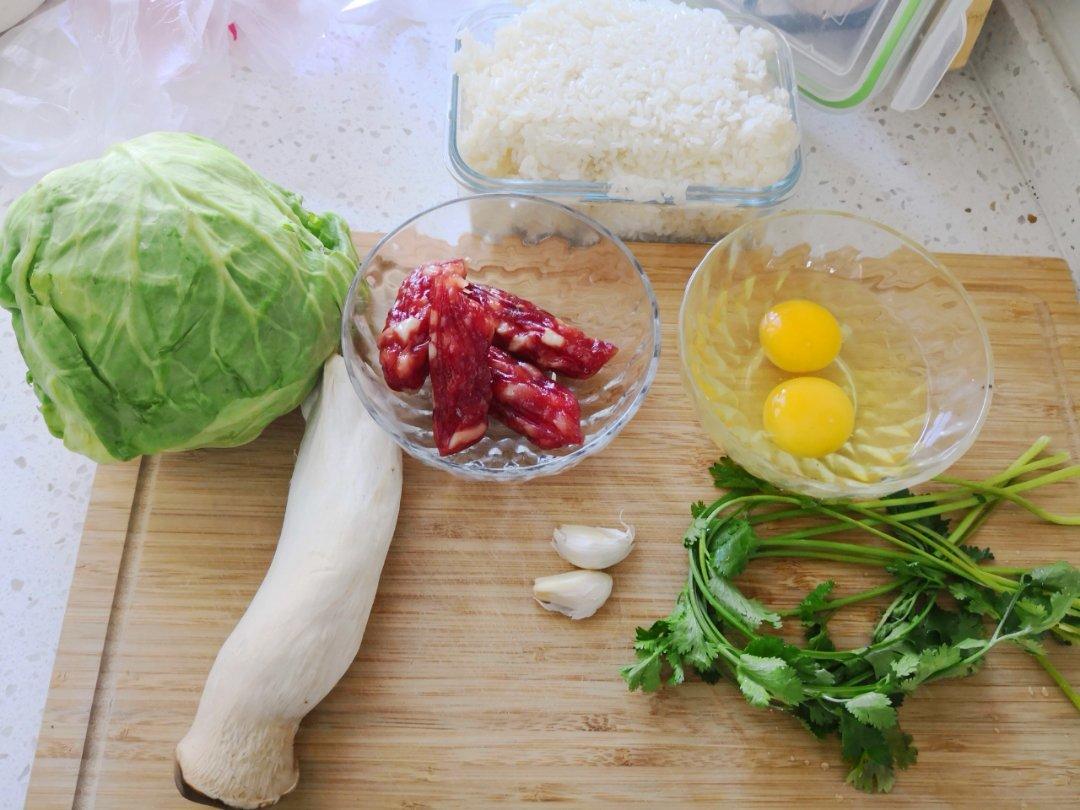 广式波波肠炒饭