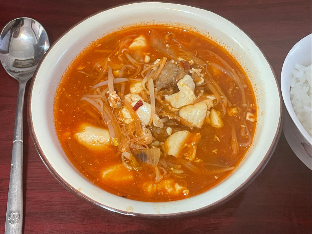 《梨泰院》韩式嫩豆腐汤