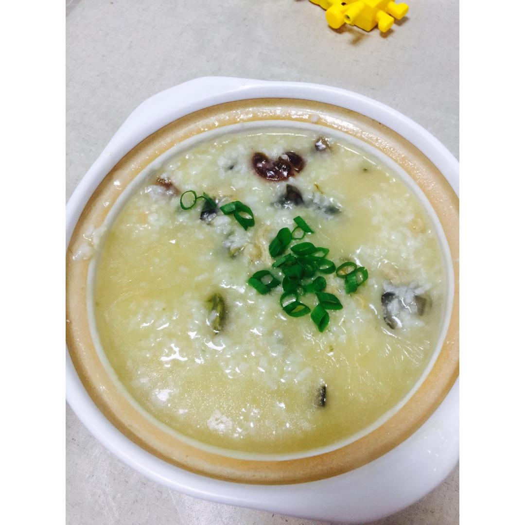 十五分钟快手之香滑皮蛋瘦肉粥(附五分钟电饭煲电压力锅更快捷方法)