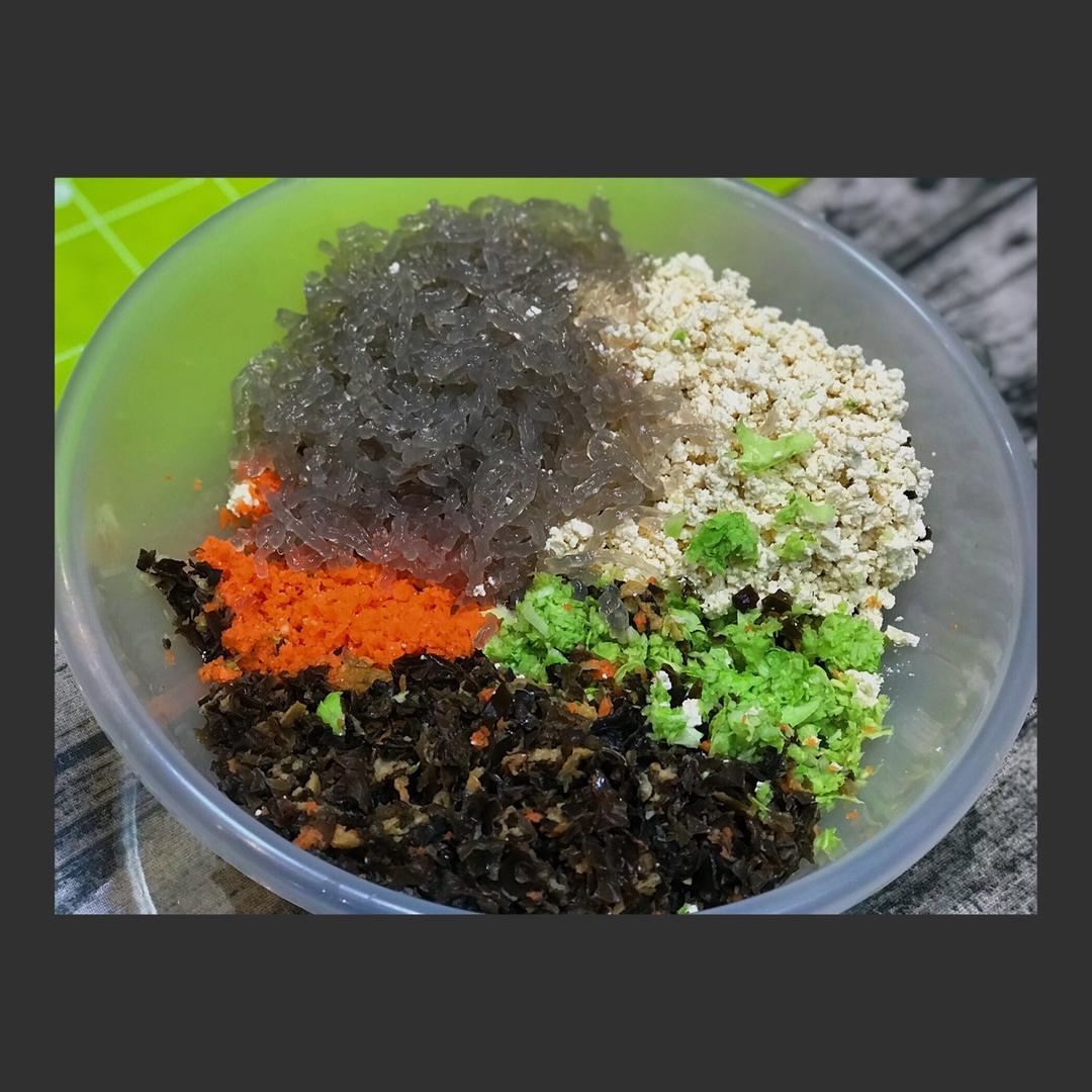 包菜粉丝胡萝卜素包子