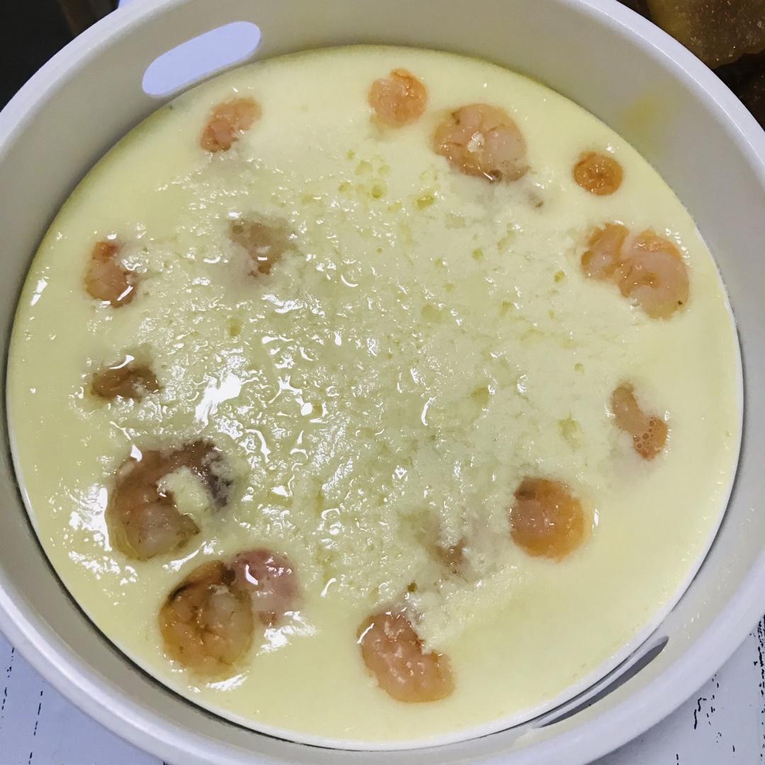 滑嫩的虾仁蛋羹