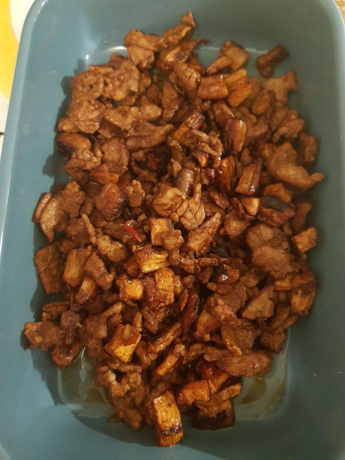 萝卜干炒肉