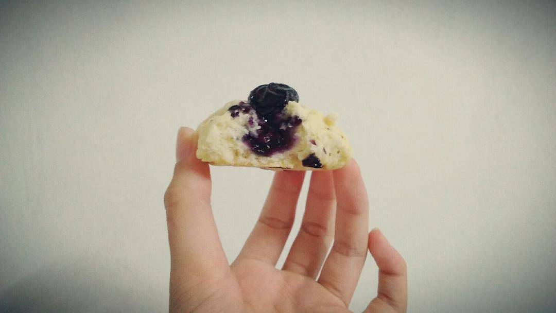 爆浆蓝莓司康Blueberry Explosion Scone