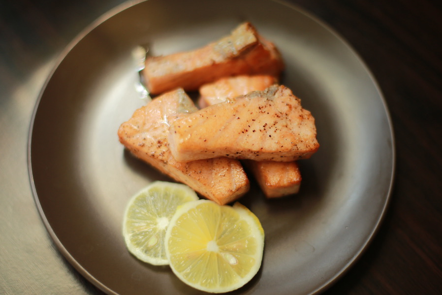 儿童餐—香煎三文鱼的做法
