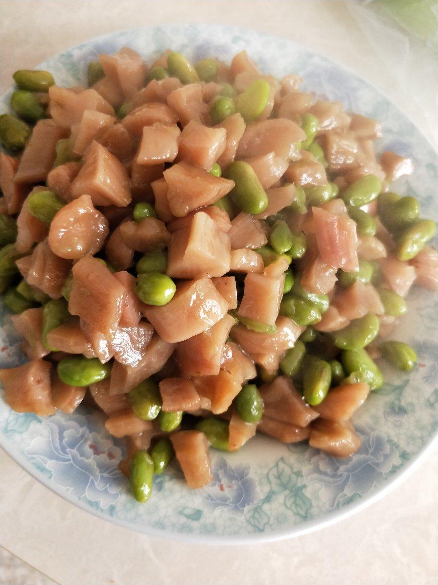 萝卜干炒毛豆