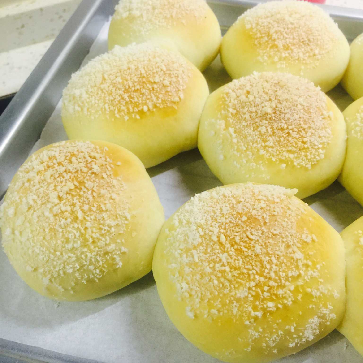 椰蓉豆沙面包