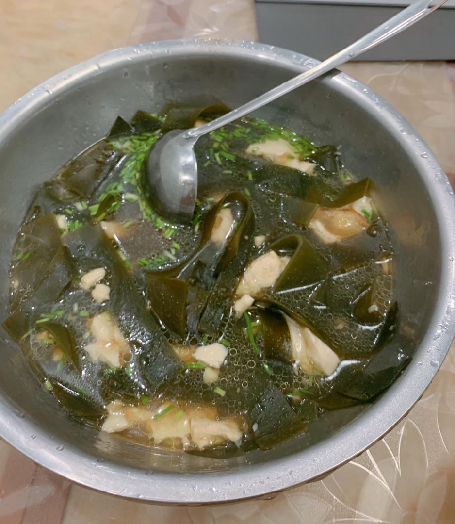 排油减脂海带豆腐汤
