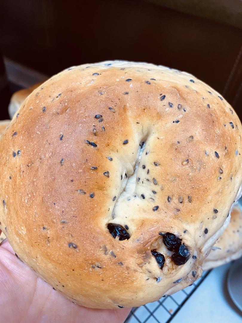 ✔️越嚼越香de黑芝麻咸吐司