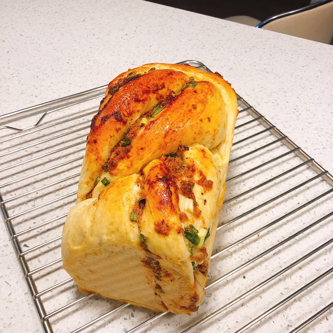 香葱肉松手撕吐司