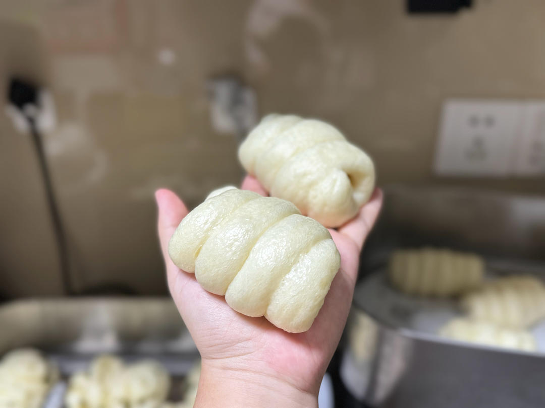 火腿肠卷+腊肠卷+葱花花卷（小视频）