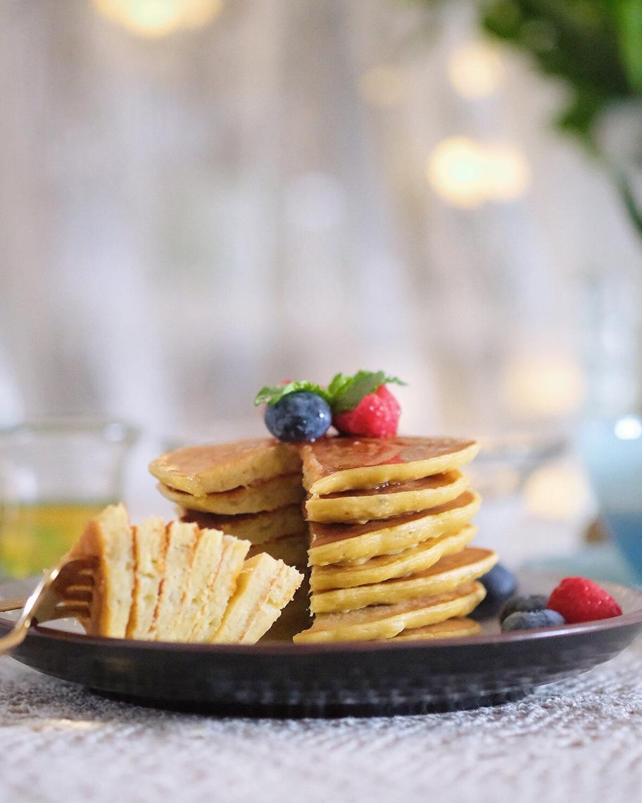 【无油香蕉松饼】一根香蕉制作超低卡香浓松饼，唤醒你的美味早晨