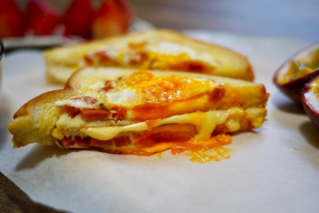 爆浆芝士火腿三明治（平底锅版）