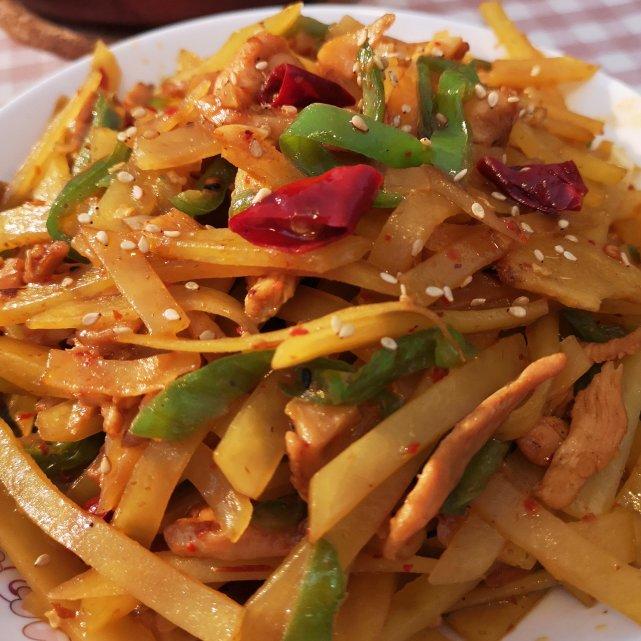 青椒土豆肉丝