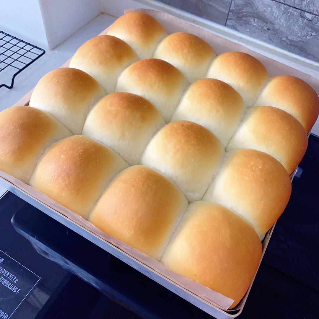 椰蓉奶香小餐包