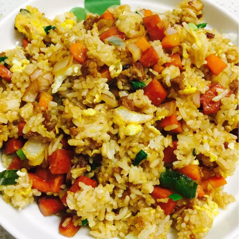 粒粒炒饭（米饭不粘粒粒分明的方法）