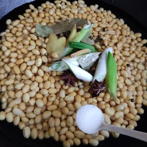 开胃小凉菜-凉拌黄豆的做法 步骤4