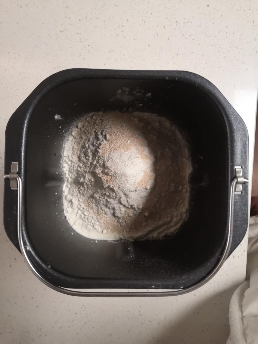 纯奶手撕吐司的做法 步骤1