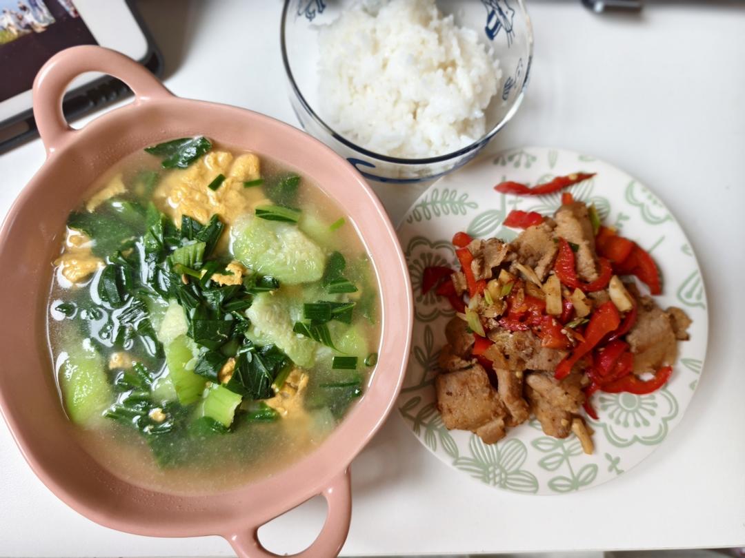 厨师长教你：“小炒肉”的家常做法，家常味很浓郁，先收藏起来