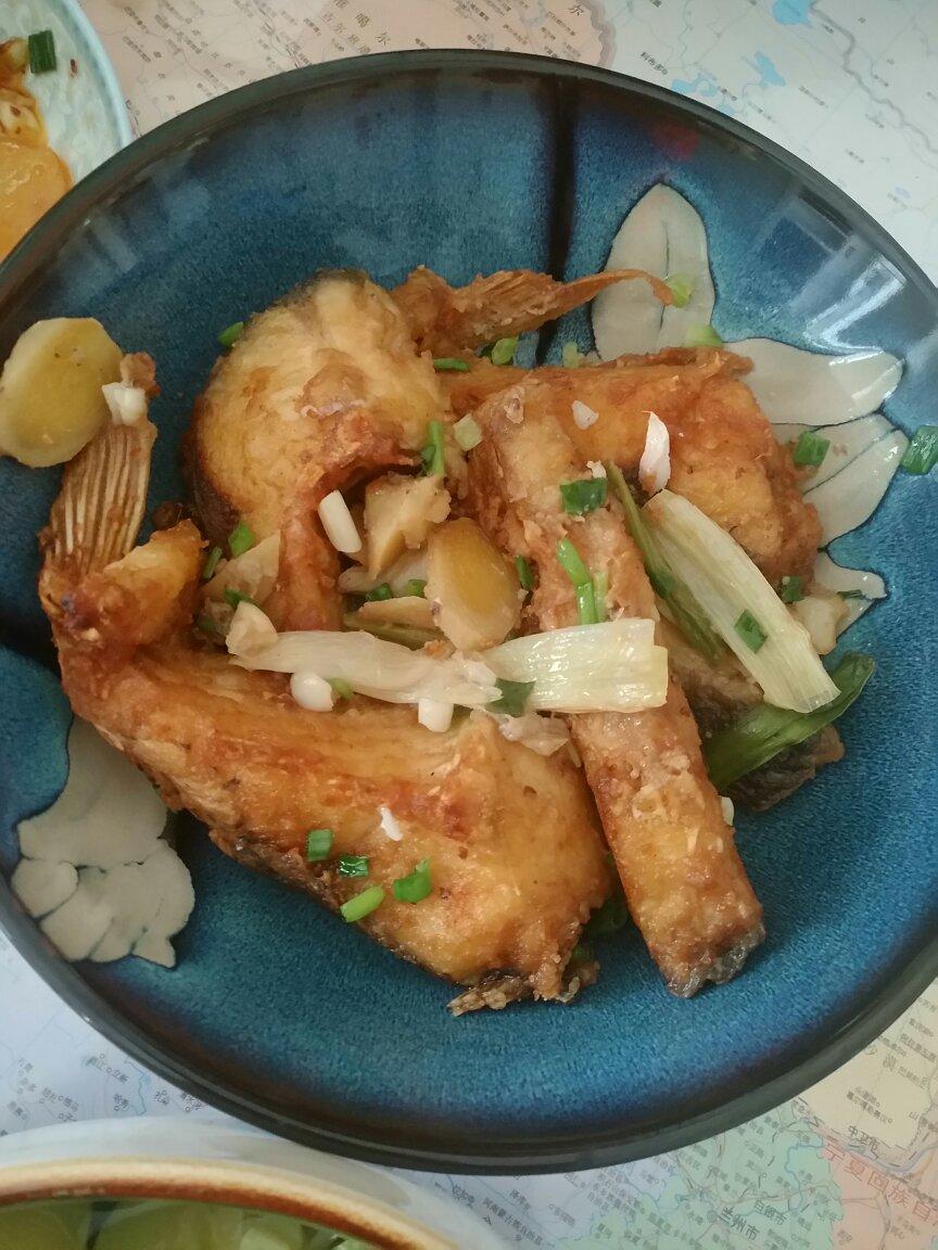 香焖草鱼腩