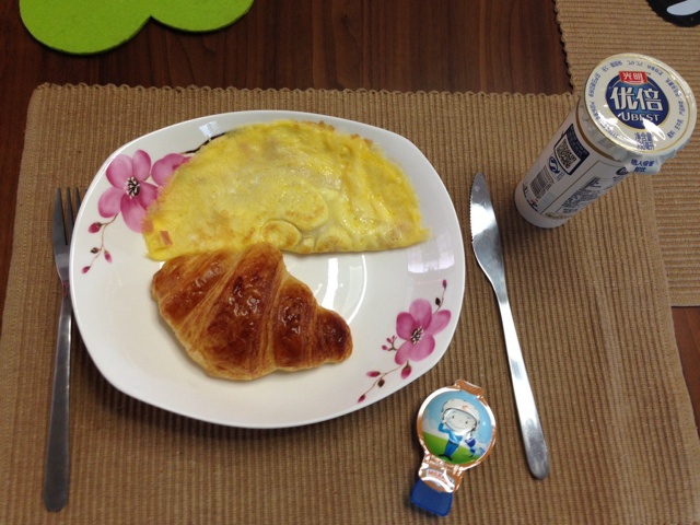 西式早餐Cheese Omelet!