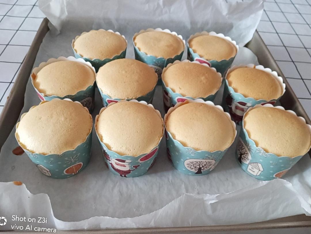 纸杯蛋糕--不开裂、不塌陷