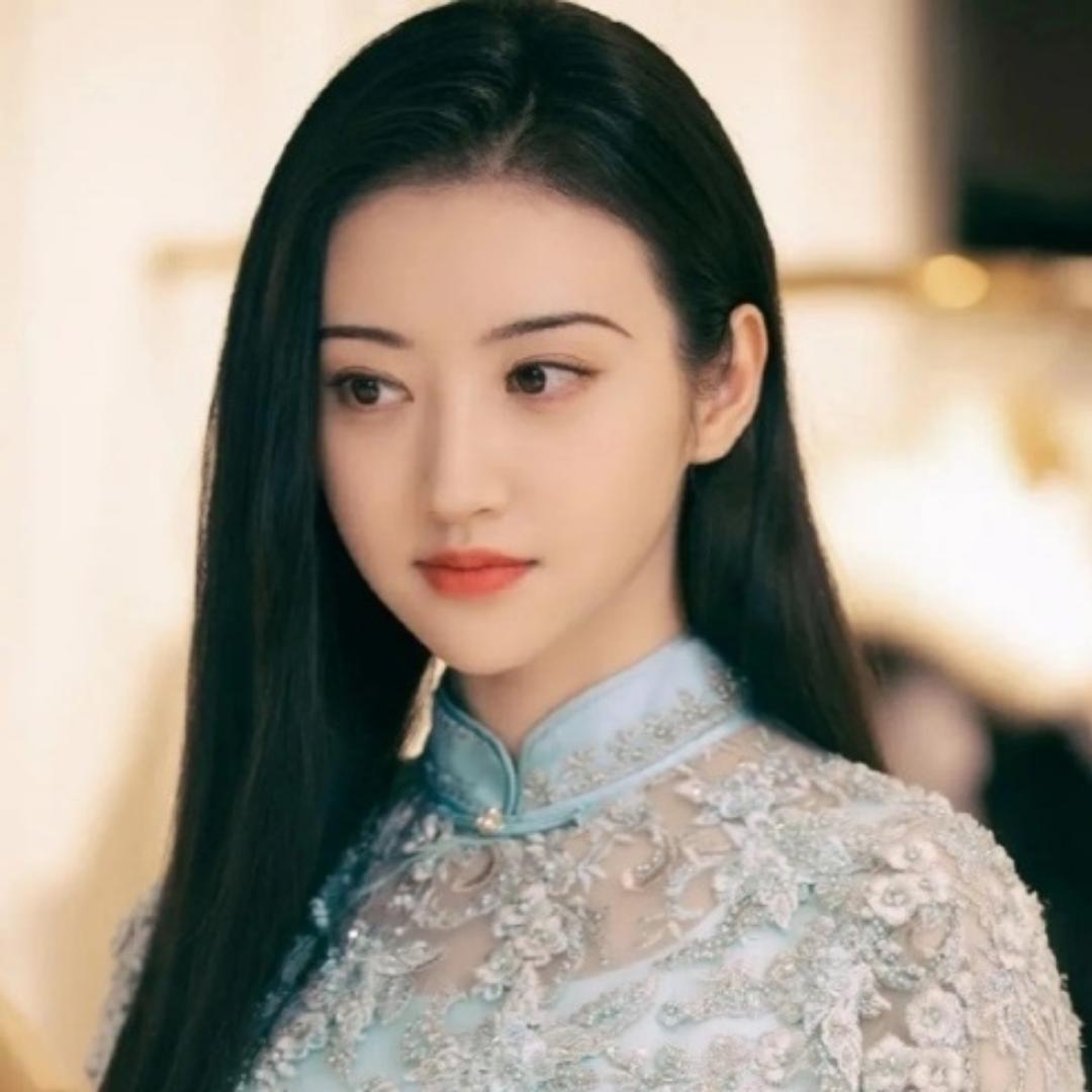安安静静的琥珀
