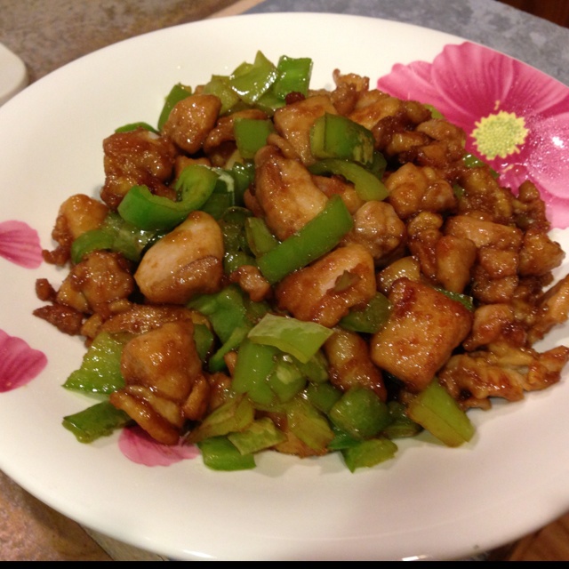 青椒炒鸡腿肉（大厨级别）